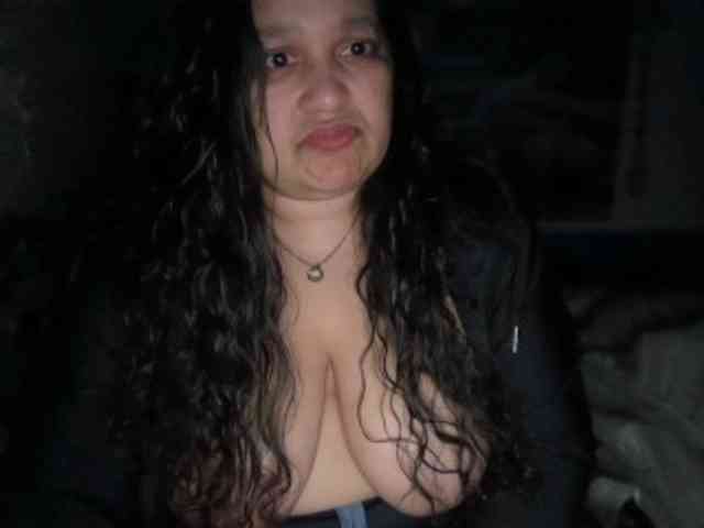 DUMBHOEMELANIE DUMBHOEMELANIE