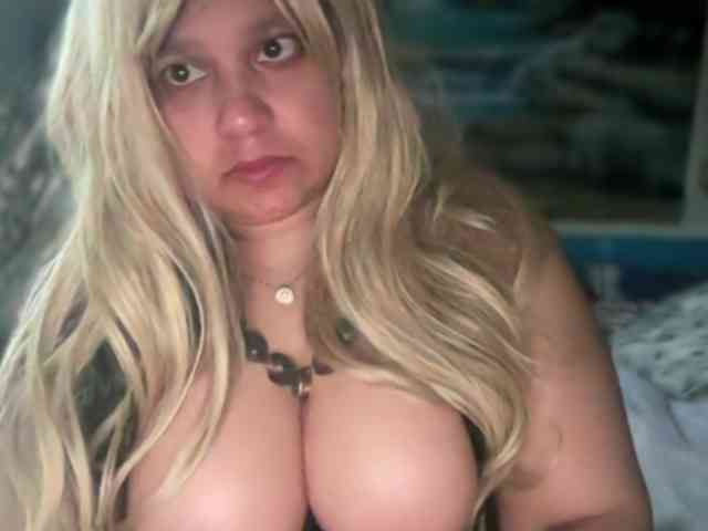 DUMBHOEMELANIE webcam