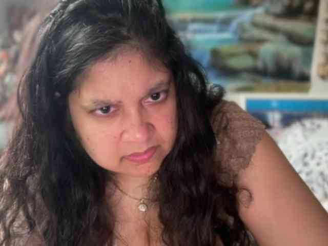 DUMBHOEMELANIE Live Webcam on BongaCams