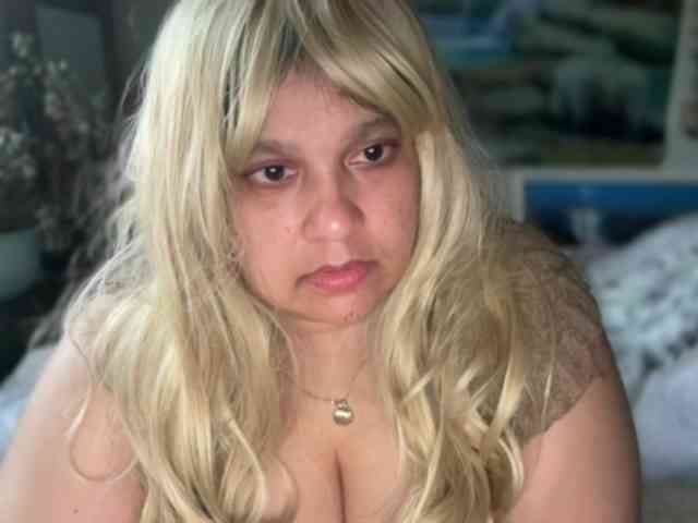 DUMBHOEMELANIE webcam