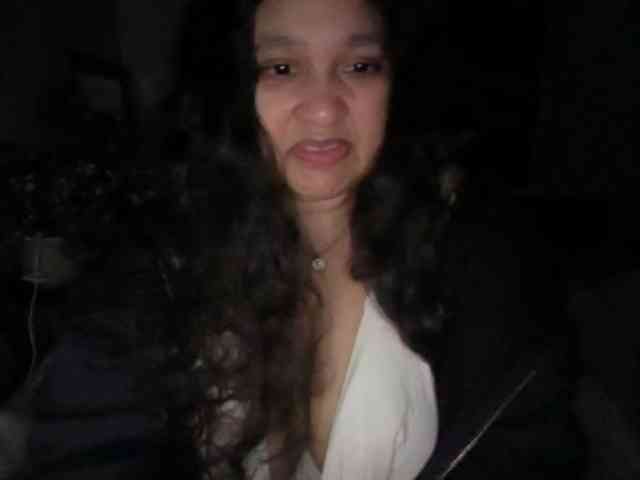 DUMBHOEMELANIE DUMBHOEMELANIE