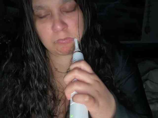 DUMBHOEMELANIE webcam