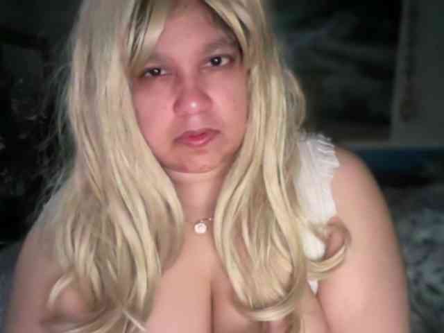 DUMBHOEMELANIE webcam