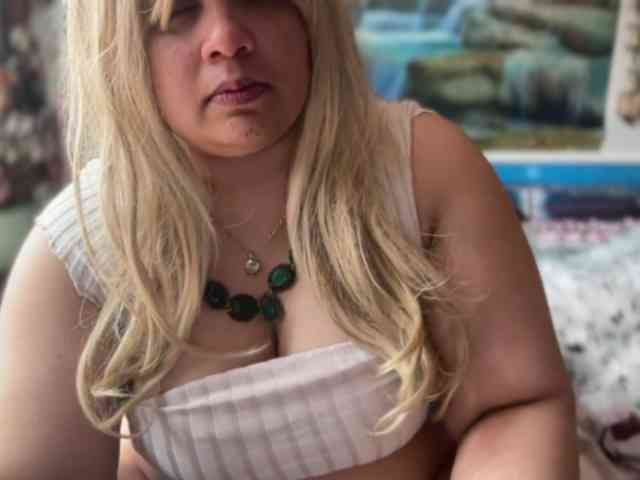 DUMBHOEMELANIE webcam
