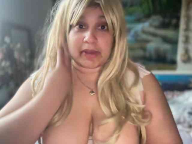 DUMBHOEMELANIE webcam