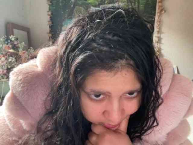 DUMBHOEMELANIE
