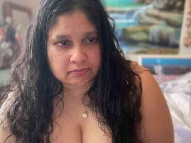 DUMBHOEMELANIE Live Webcam on BongaCams