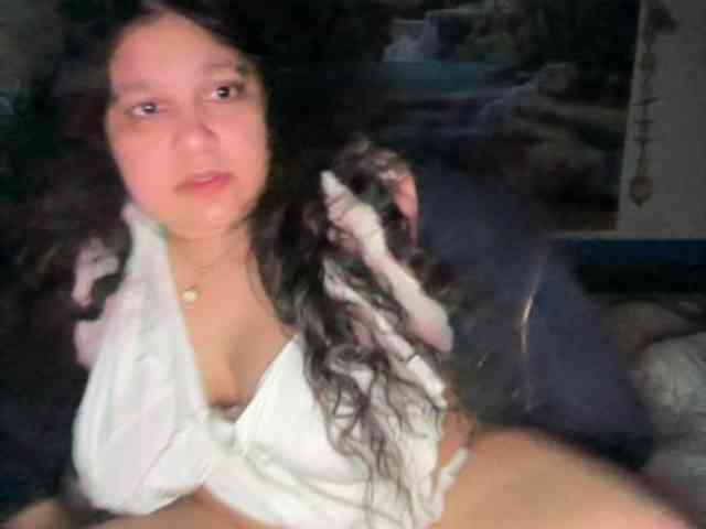 DUMBHOEMELANIE DUMBHOEMELANIE