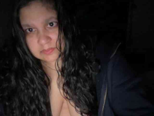 DUMBHOEMELANIE webcam