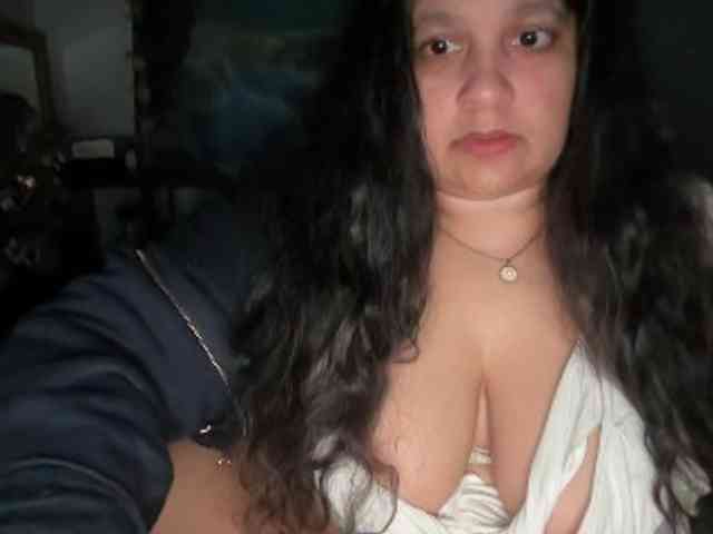 DUMBHOEMELANIE DUMBHOEMELANIE