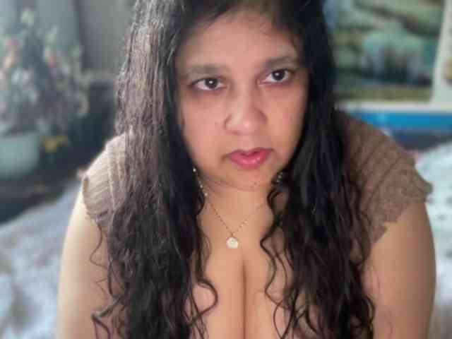 DUMBHOEMELANIE webcam