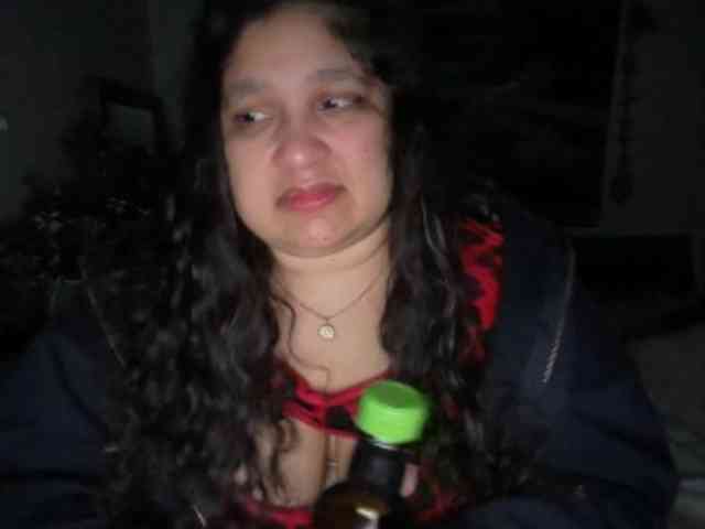 DUMBHOEMELANIE DUMBHOEMELANIE