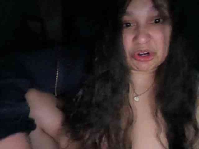 DUMBHOEMELANIE webcam