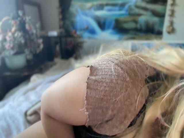 DUMBHOEMELANIE webcam