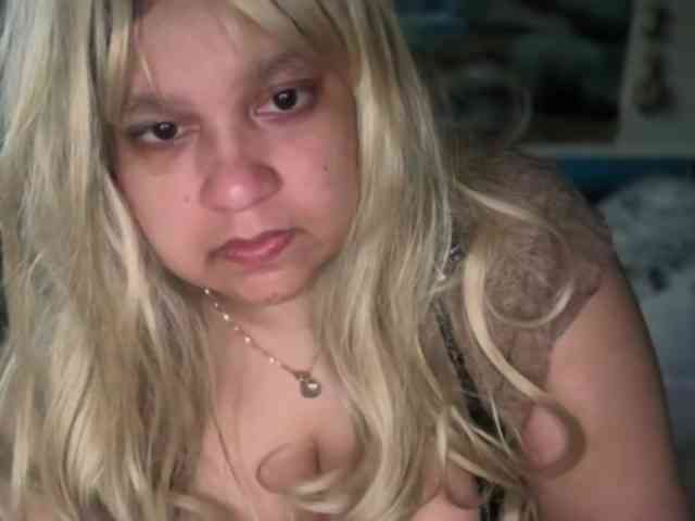 DUMBHOEMELANIE webcam