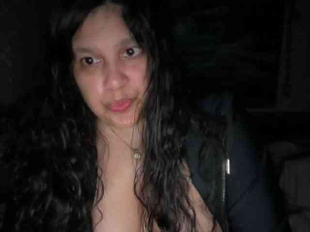 DUMBHOEMELANIE webcam