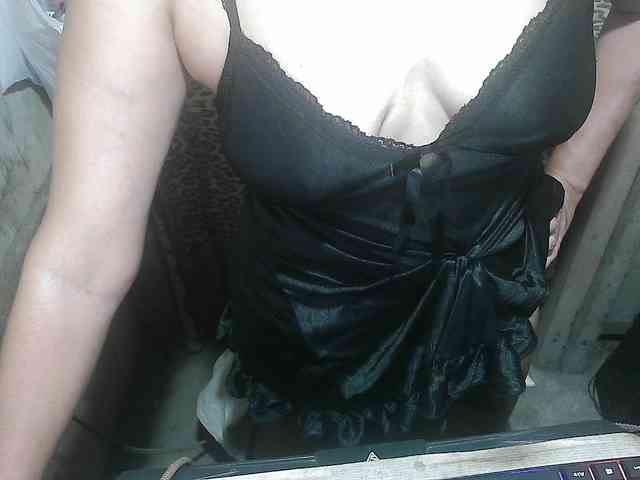 clingypinay-swee... Live Webcam on BongaCams