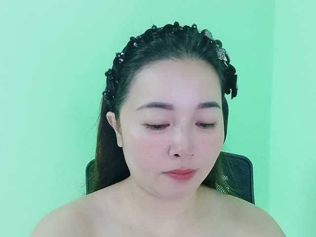 Benahot69's BongaCams show and profile