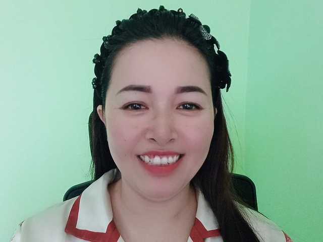 Benahot69's BongaCams show and profile