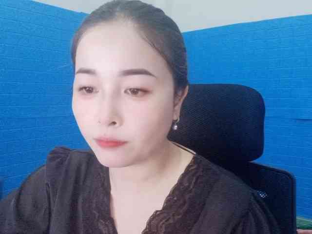 Benahot69 webcam