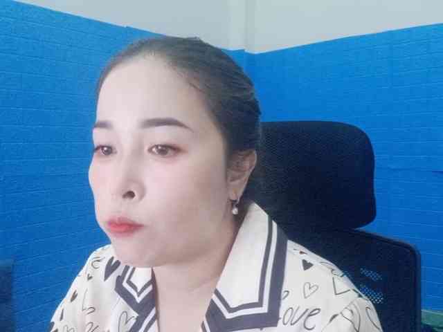 Benahot69 webcam
