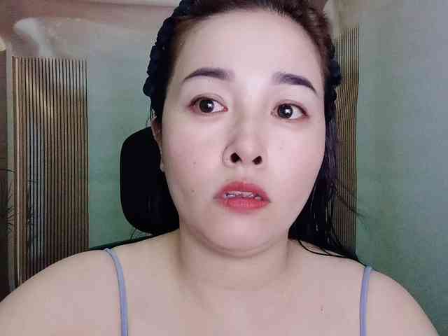 Benahot69 webcam