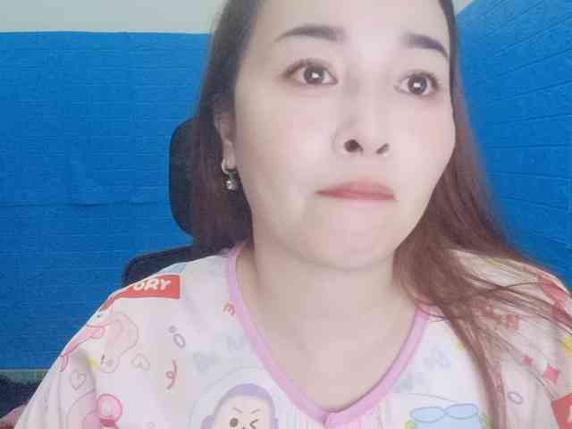 Benahot69 webcam