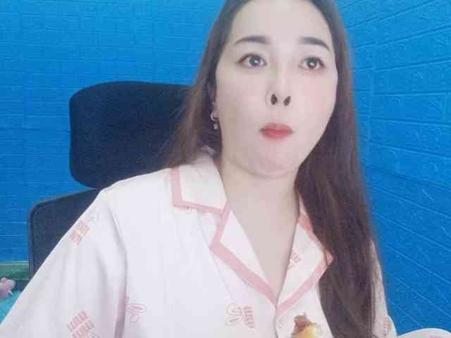 Benahot69 webcam