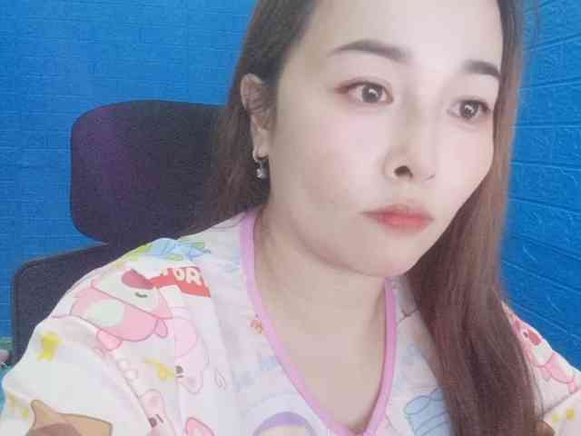 Benahot69 webcam