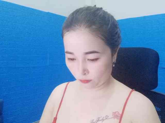 Benahot69 webcam