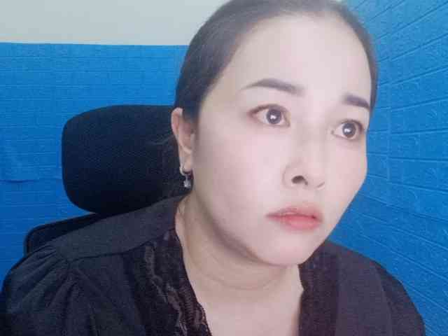 Benahot69 webcam
