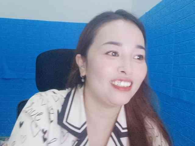 Benahot69 webcam