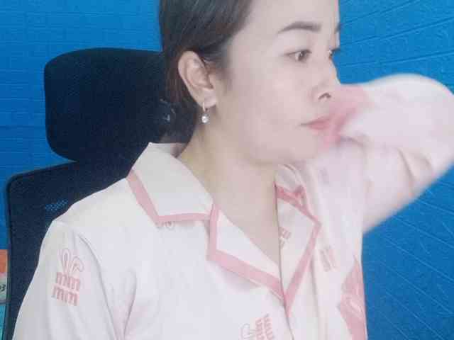 Benahot69 webcam