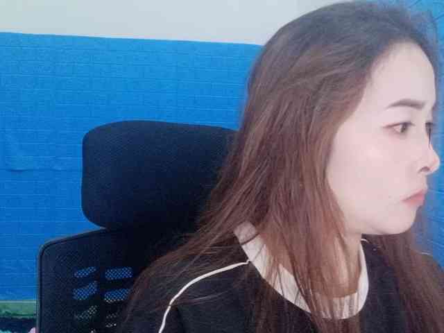 Benahot69 webcam
