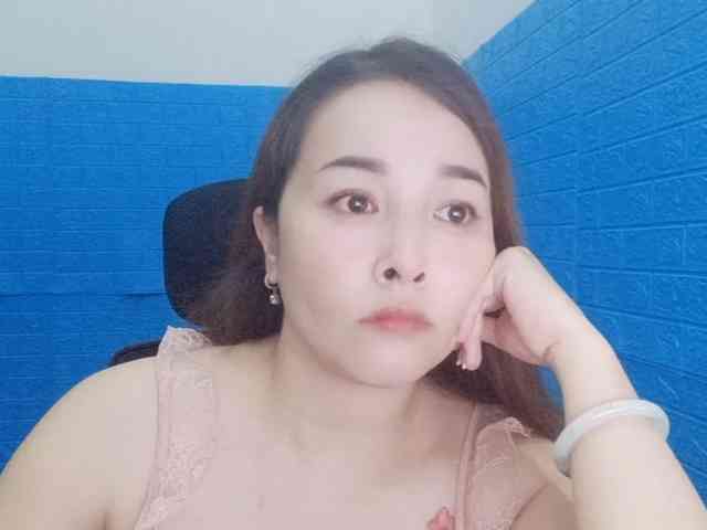 Benahot69 webcam