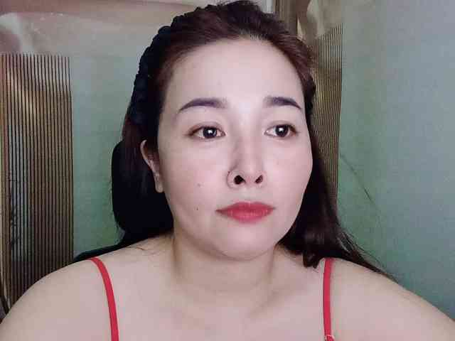 Benahot69 bongacams