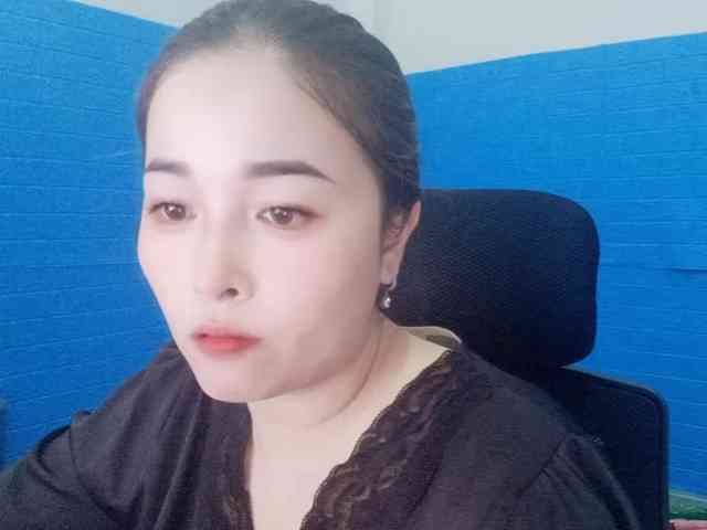 Benahot69 webcam