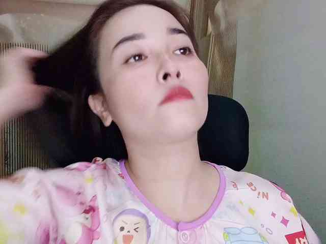Benahot69 webcam
