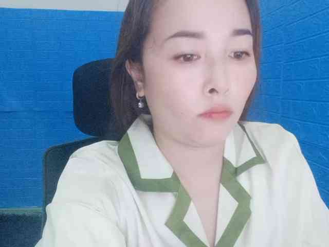 Benahot69 webcam