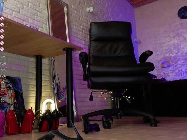 MissKassandra — My desires are your pleasure Don't message me without tribute. Private only with pretip --- 500 tk.No tokens --- no presence. No excuses.