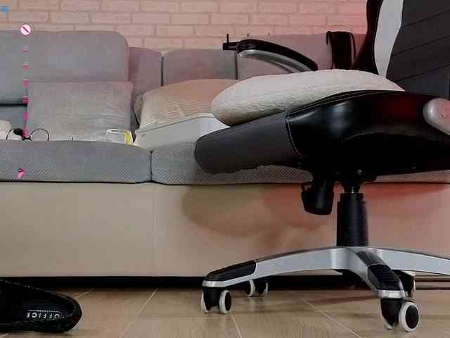 MommyGoddess webcam