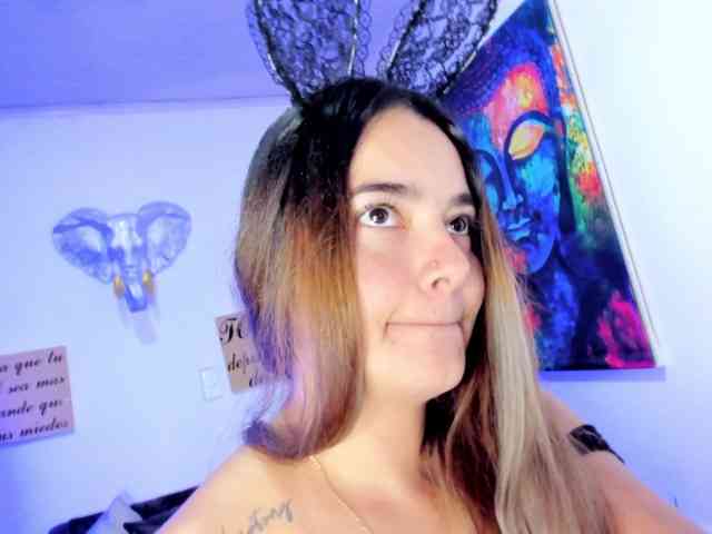 sofiasallie webcam
