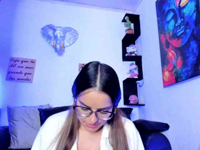 sofiasallie webcam