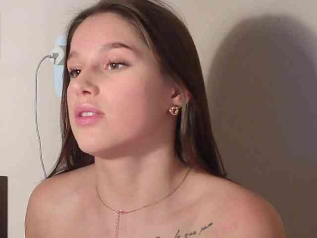 _Alyaaaaa_bc_ webcam