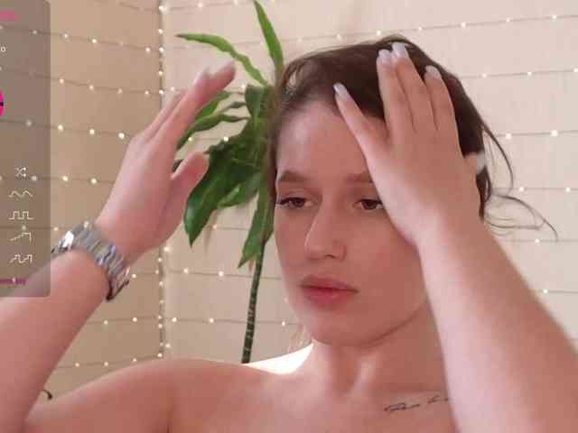 anochkafoxgirl-1 Live Webcam on BongaCams