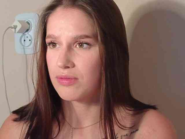 _Alyaaaaa_bc_ webcam