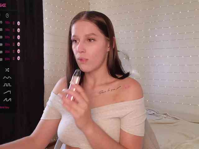 _Eliisssbc_ webcam
