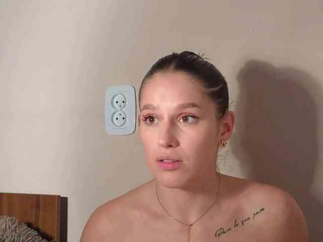 _Alyaaaaa_bc_ webcam