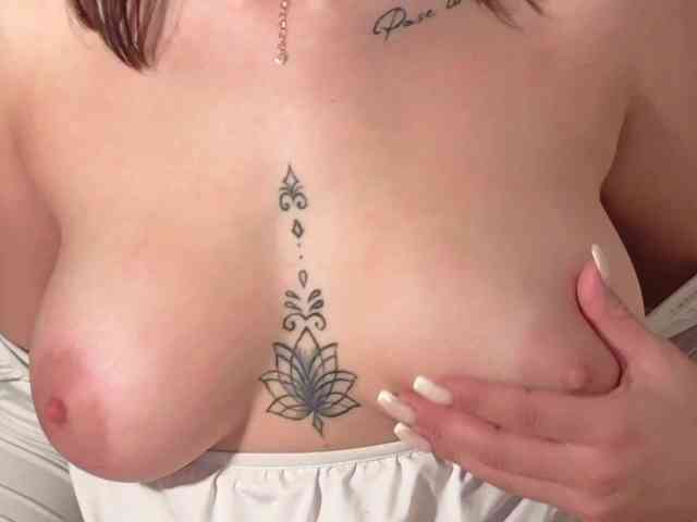 _Alyaaaaa_bc_ webcam