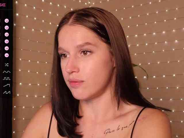 _Eliisssbc_ webcam